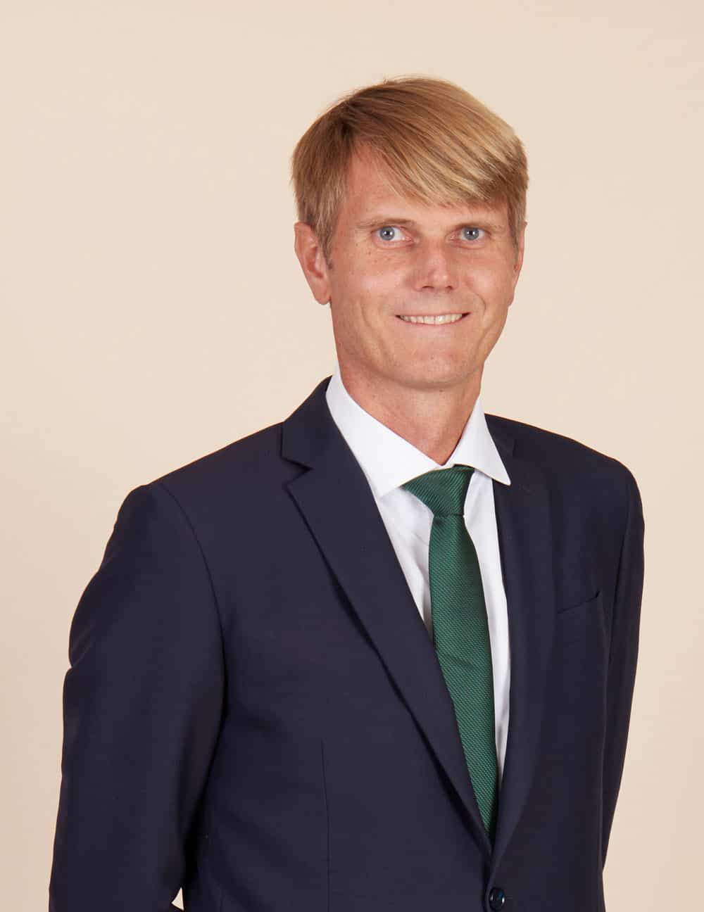 Frederic-12-1.jpg